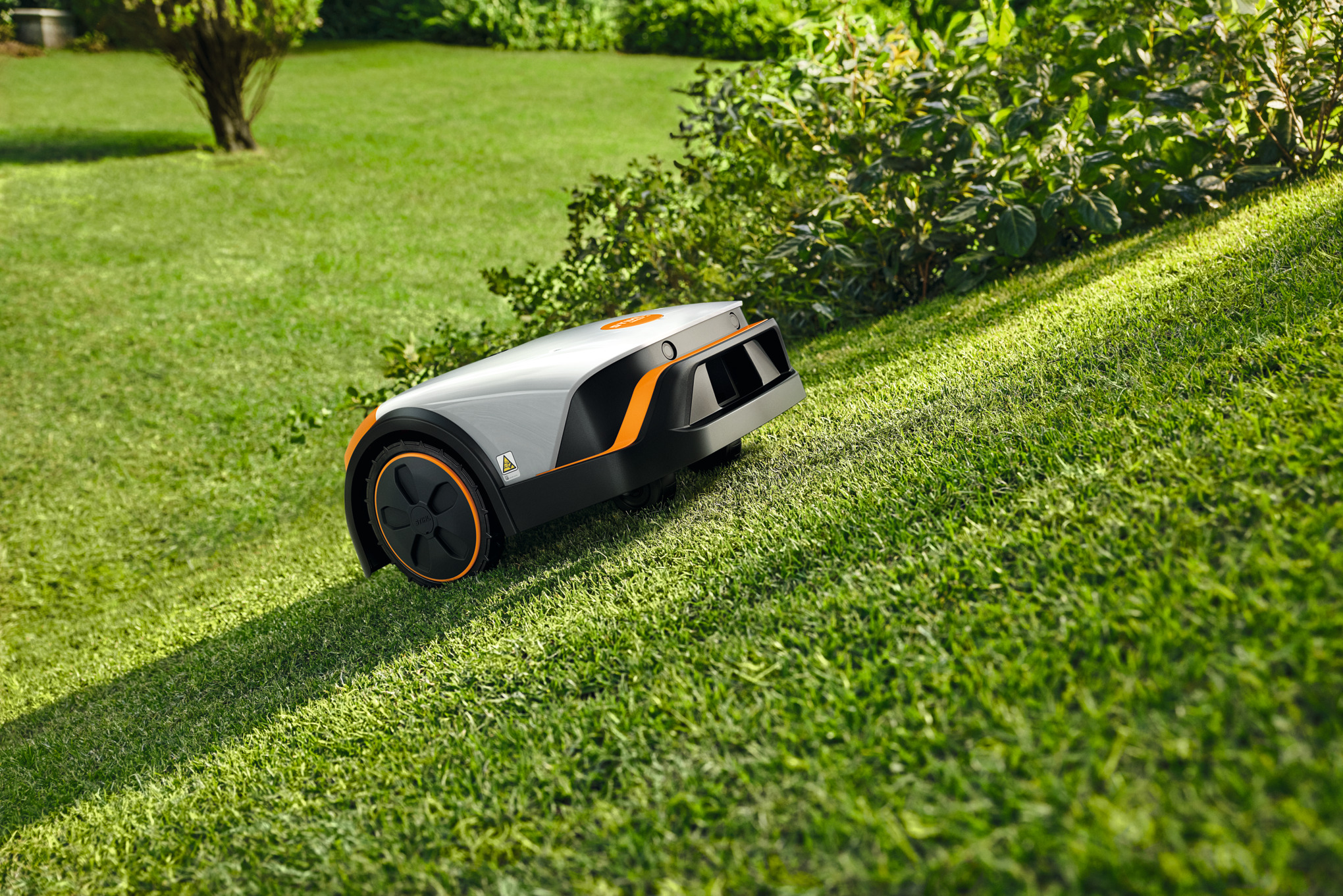 STIHL Robotfűnyíró telepítés