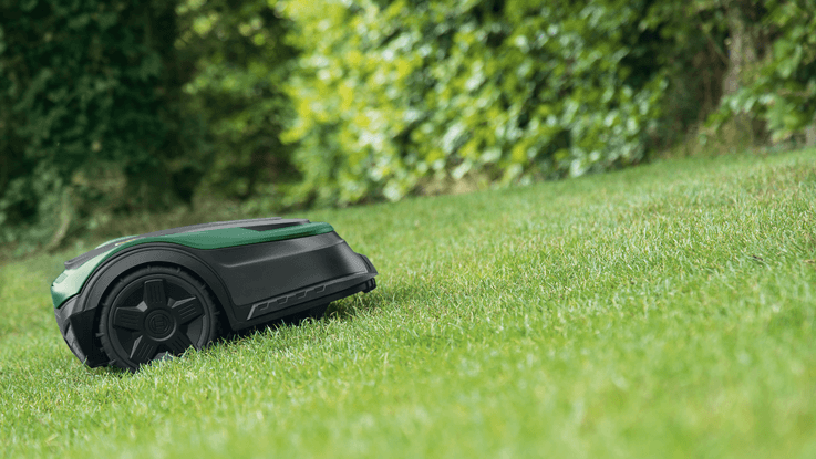 Bosch Robotfűnyírók - Bosch Indego XS 300 Robotfűnyíró  Kompakt és intelligens. A Bosch Indego XS 300 LogiCut technológiával párhuz 