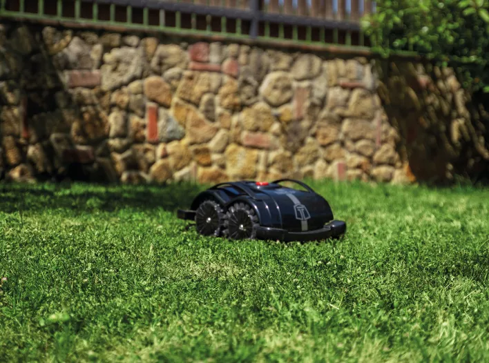 Techline robotfűnyírók - Techline EASY TECH S6 Robotfűnyíró Nem igényel telepítést! A kiskertek érintetlen állapotban tartása még soha nem volt ilyen egyszerű  
