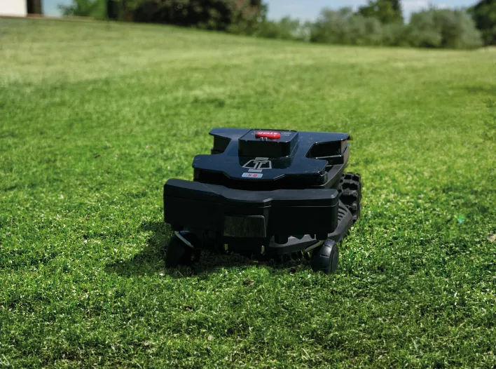 Techline robotfűnyírók - Techline NEXTTECH DX2 Robotfűnyíró Az új robotfűnyíró generáció legkisebbje Mini robotfűnyíró, amely még kevésbé terheli a környezetet, és a legfejlett 