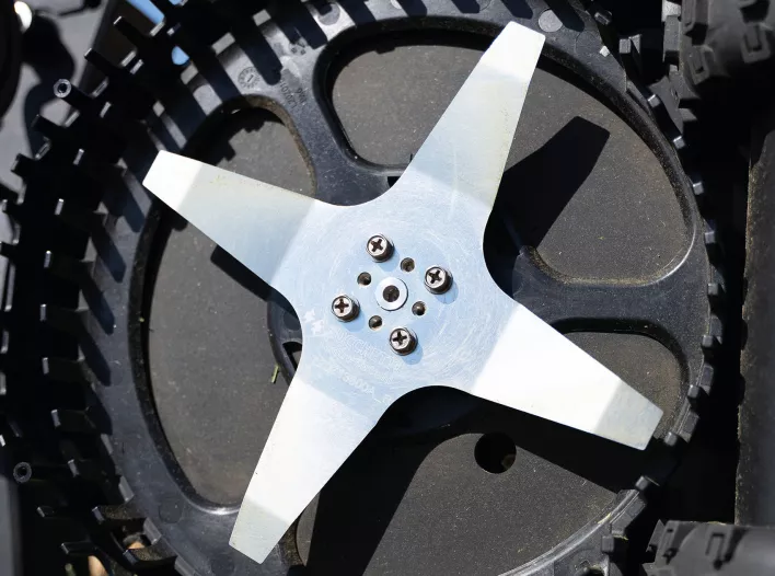 Techline robotfűnyírók - Techline NEXTTECH DX2 Robotfűnyíró Az új robotfűnyíró generáció legkisebbje Mini robotfűnyíró, amely még kevésbé terheli a környezetet, és a legfejlett 