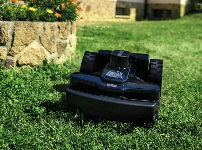 Techline robotfűnyírók - Techline NEXTTECH BX4 Robotfűnyíró AZ ÖNMAGÁT ÁTALAKÍTÓ csuklós robot A B X4 modell ideális azok számára, akiknek egyszerű, megbízható robotra va 